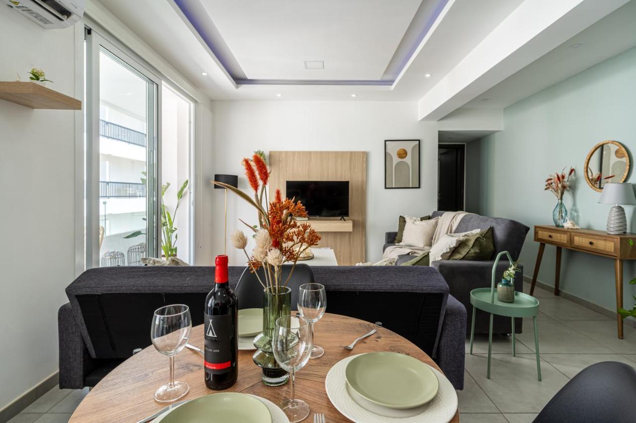 Beach Daze 1-Br Apt By Finikoudes Beach Ларнака Екстериор снимка