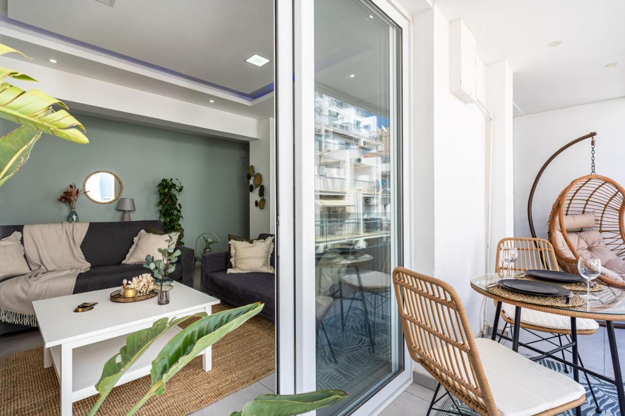Beach Daze 1-Br Apt By Finikoudes Beach Ларнака Екстериор снимка